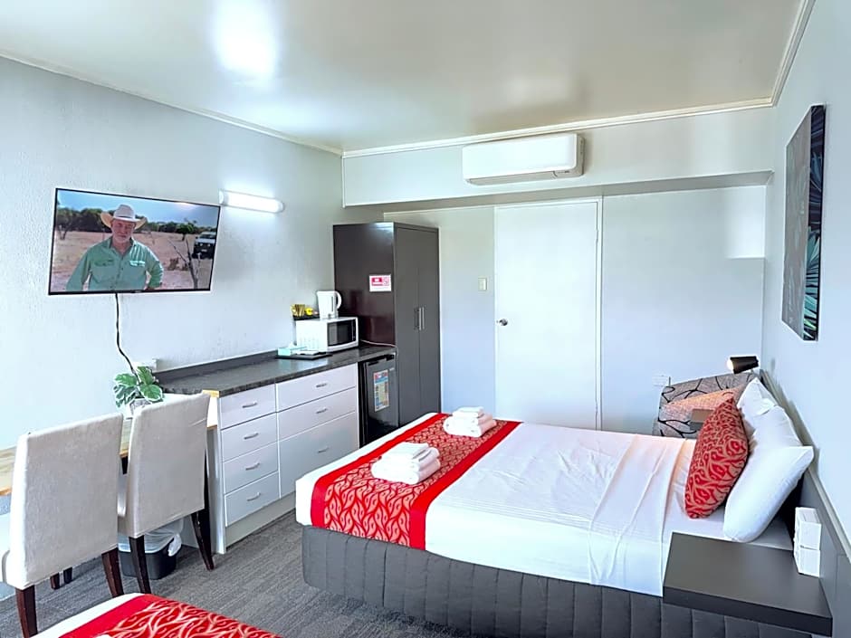 Tropical Gateway Motor Inn