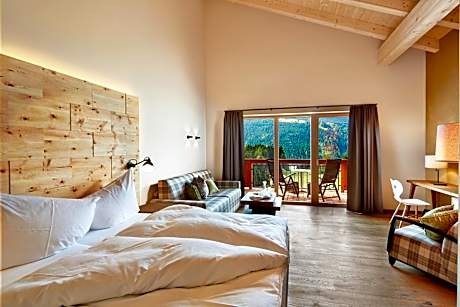 Junior Suite with Garden View
