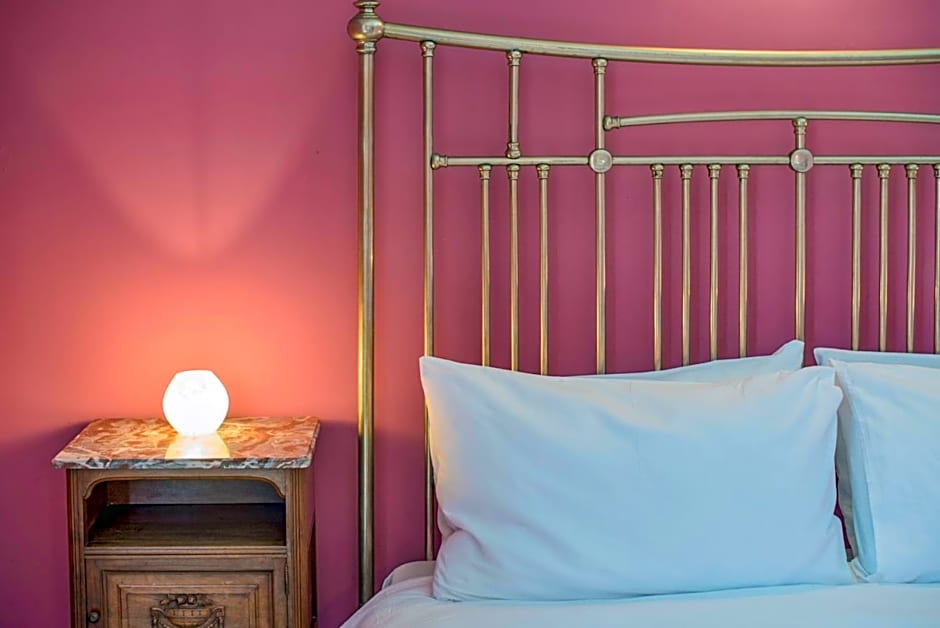 THE PALACE B&B and Apartments