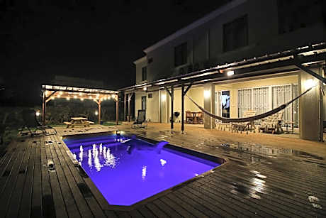 Villa Quatre coco avec piscine, accès plage à pied