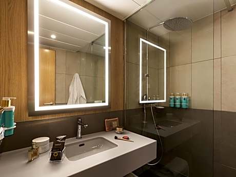 Executive Room with 1 Double Bed and 1 Sofa Bed