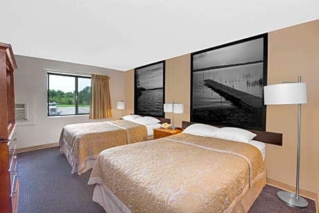 2 Double Beds Non-Smoking