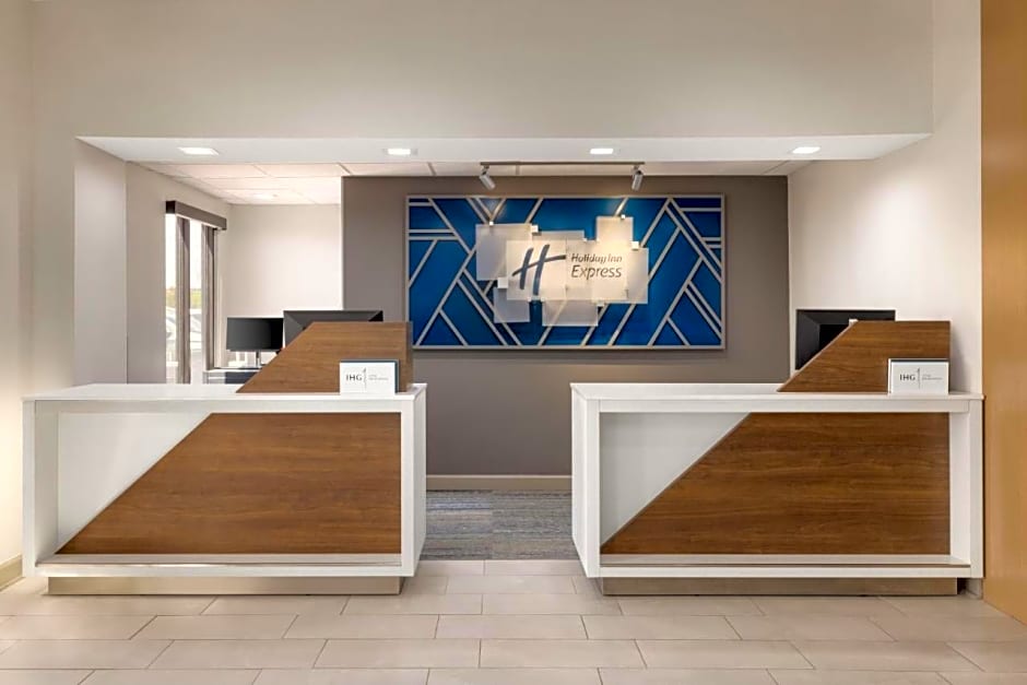 Holiday Inn Express & Suites Opelousas By IHG