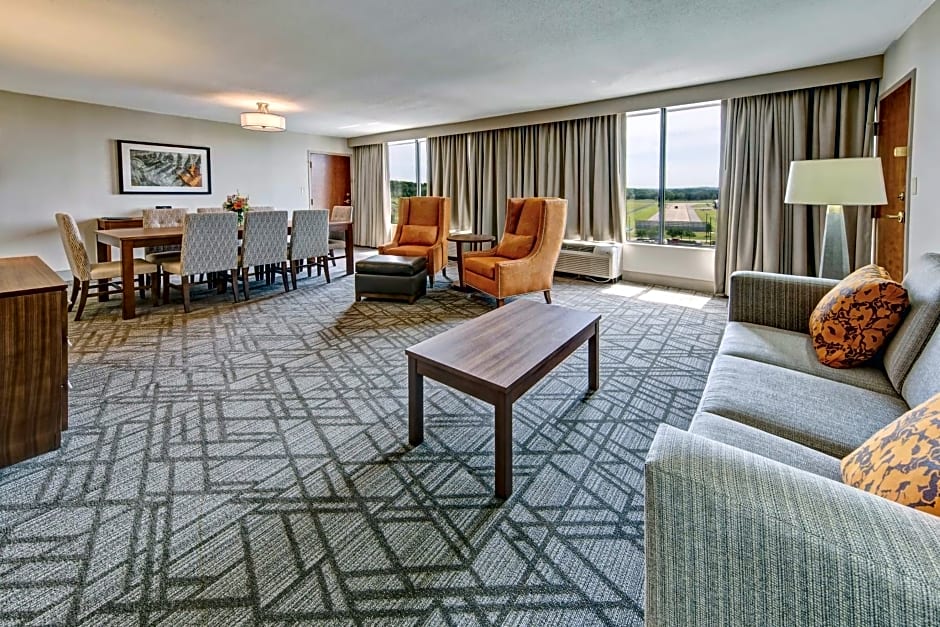 Hilton Knoxville Airport