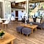 Live Hotel Boutique (Adults only)