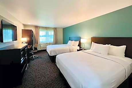 2 Queen Beds Nonsmoking