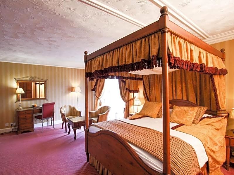 Leasowe Castle Hotel