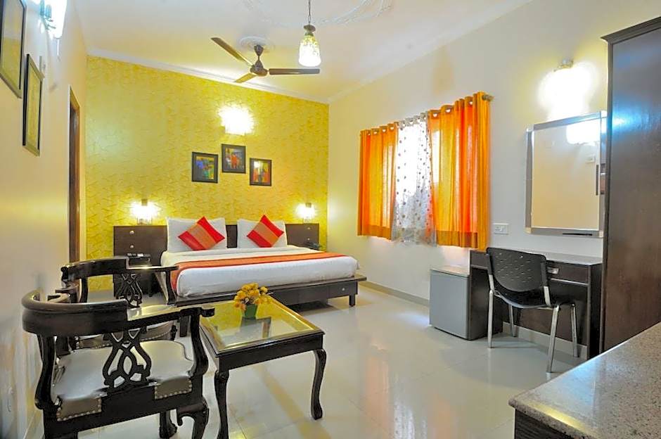 Hotel Persona International