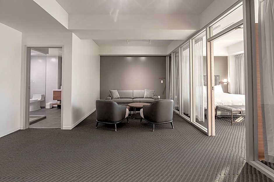 Hotel Chauncey Iowa City, Tapestry Collection by Hilton – Iowa City, IA