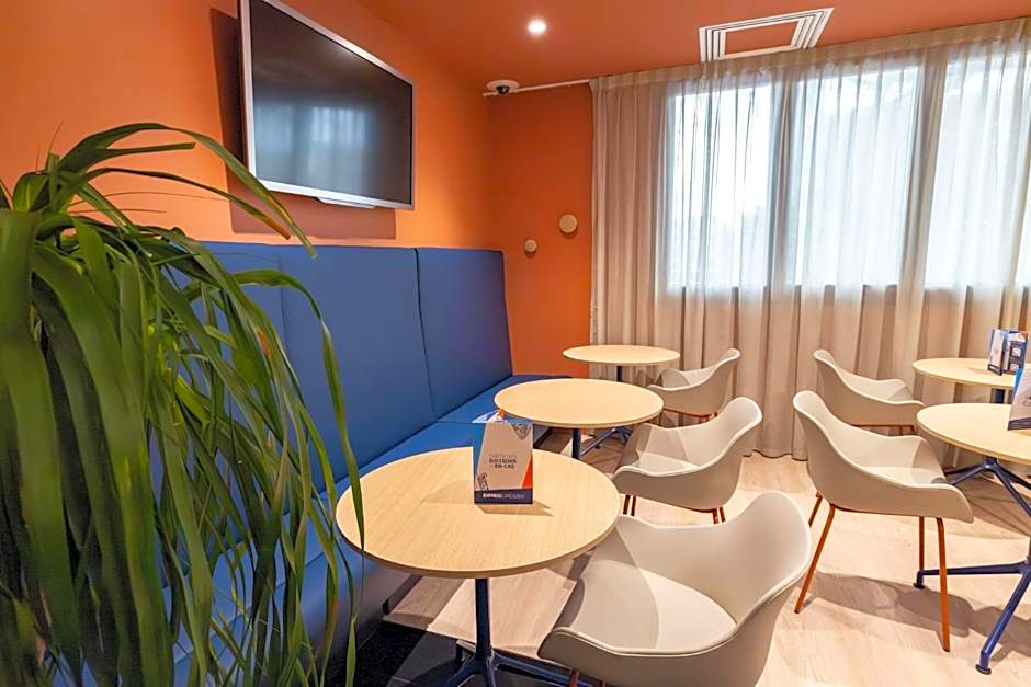 Holiday Inn Express Arras By IHG
