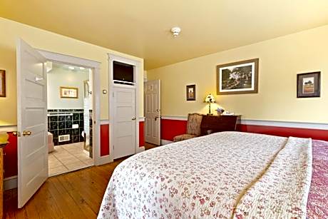 Luxury King Room