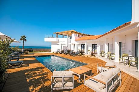 MUTE Hostel Porto Covo