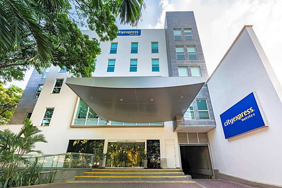 City Express Plus by Marriott Cali