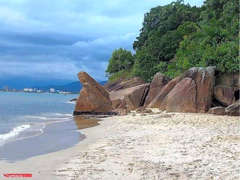 apto lindo 2 dor piscina AR internet 102 B