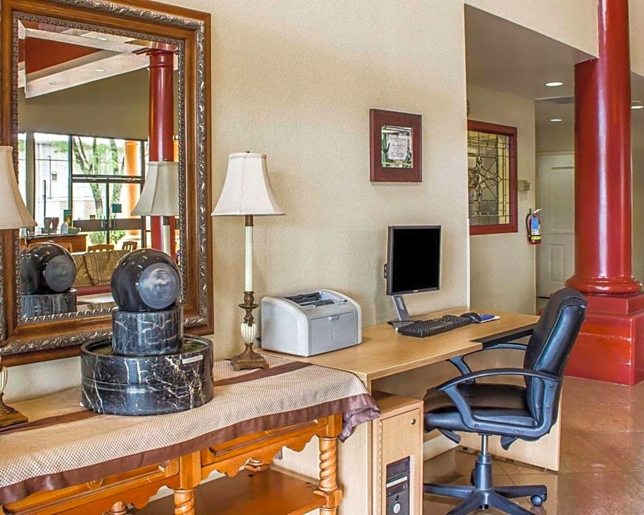 Quality Inn - Tucson Airport