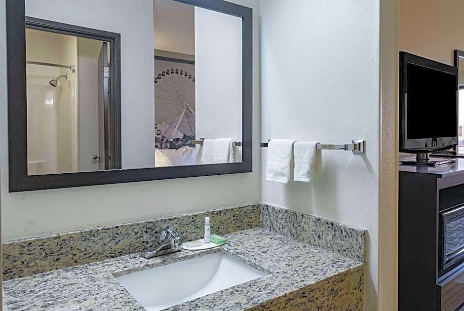 Super 8 by Wyndham Danville