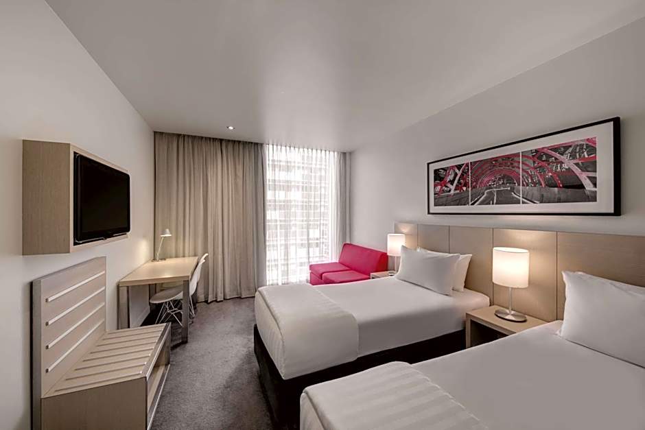 Travelodge Hotel Melbourne Docklands