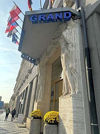 Hotel Grand