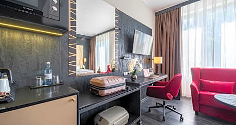 Comfort Room with Two Single Beds - Lake Side