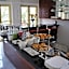 Heeren Palm Suites