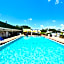 Sarasota Cay Club #612 - Heated Pool, Bunk Beds, Huge TV, Tiki Bar, More!
