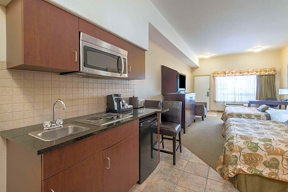 Ramada by Wyndham Wainwright