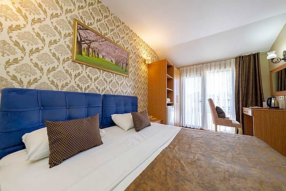 Konur Hotel
