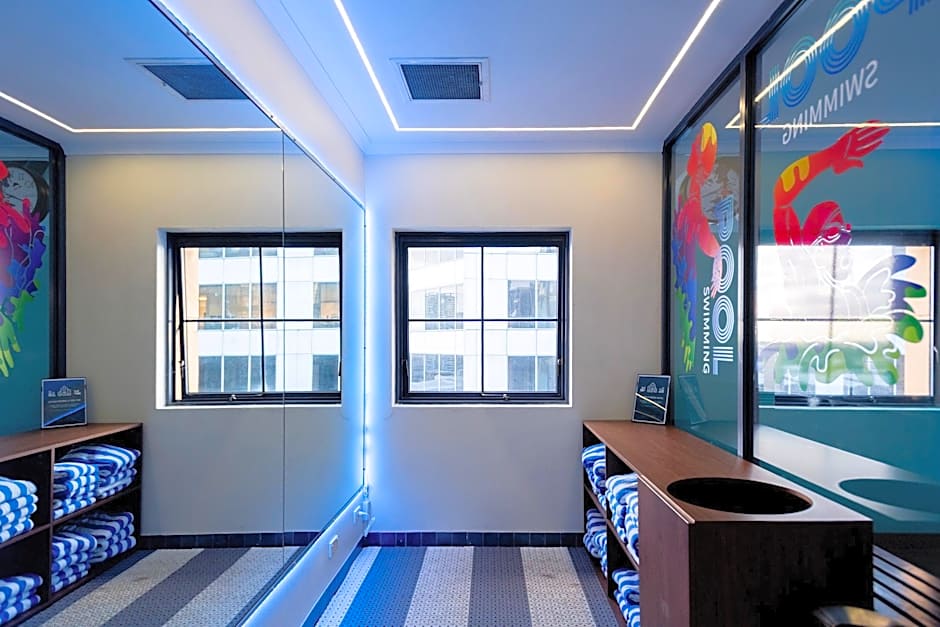 YEHS Hotel Sydney Harbour Suites