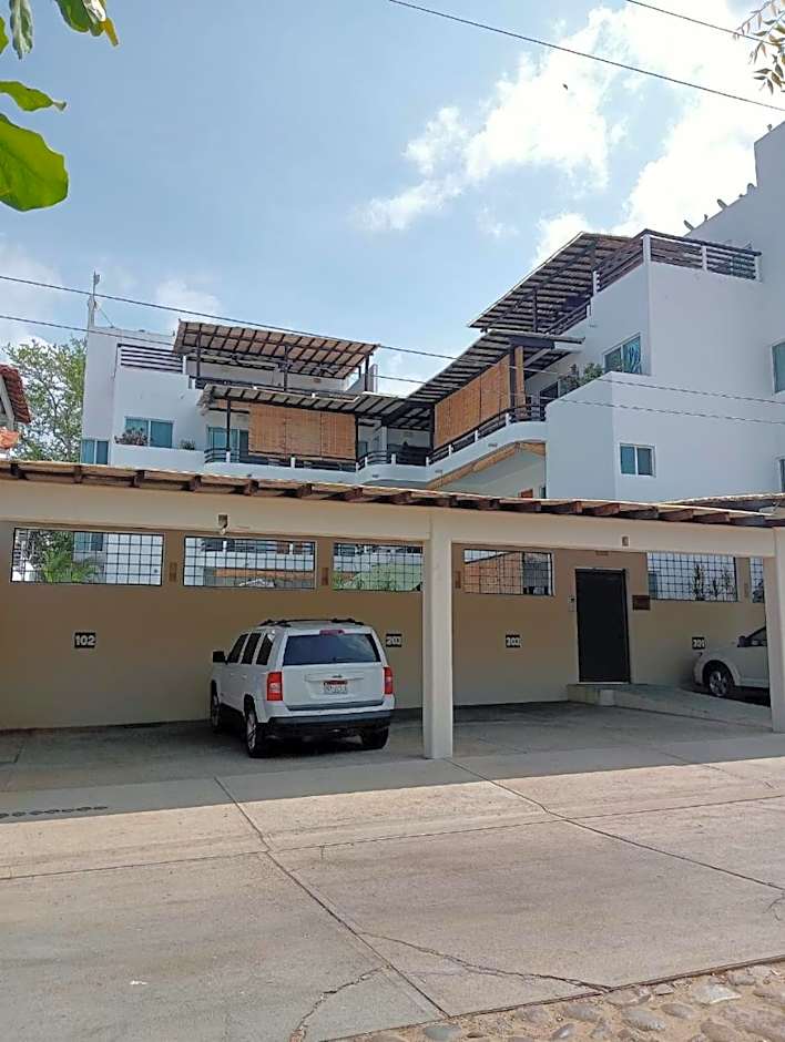Apartment Tortugas- rooms with AC, and great pool at 5 min to Carrizalillo beach and restaurants of Benito Juarez Bulevard