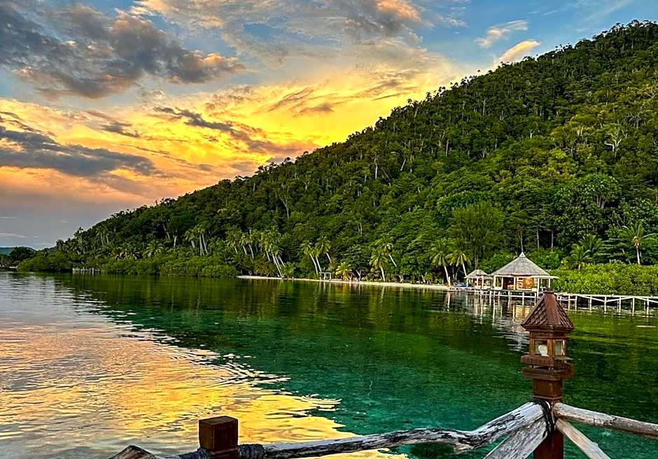 Raja Ampat Dive Lodge