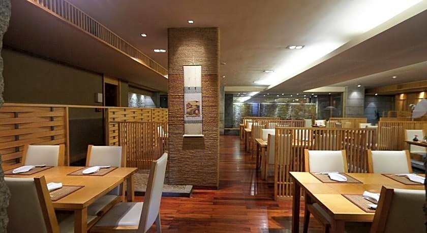 Lao Plaza Hotel