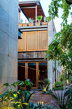 El Recinto Luxury Hotel