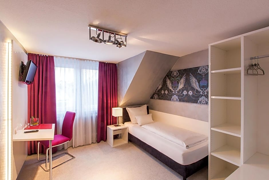 Hotel Hellers Twenty Four II -24h-Check-In-