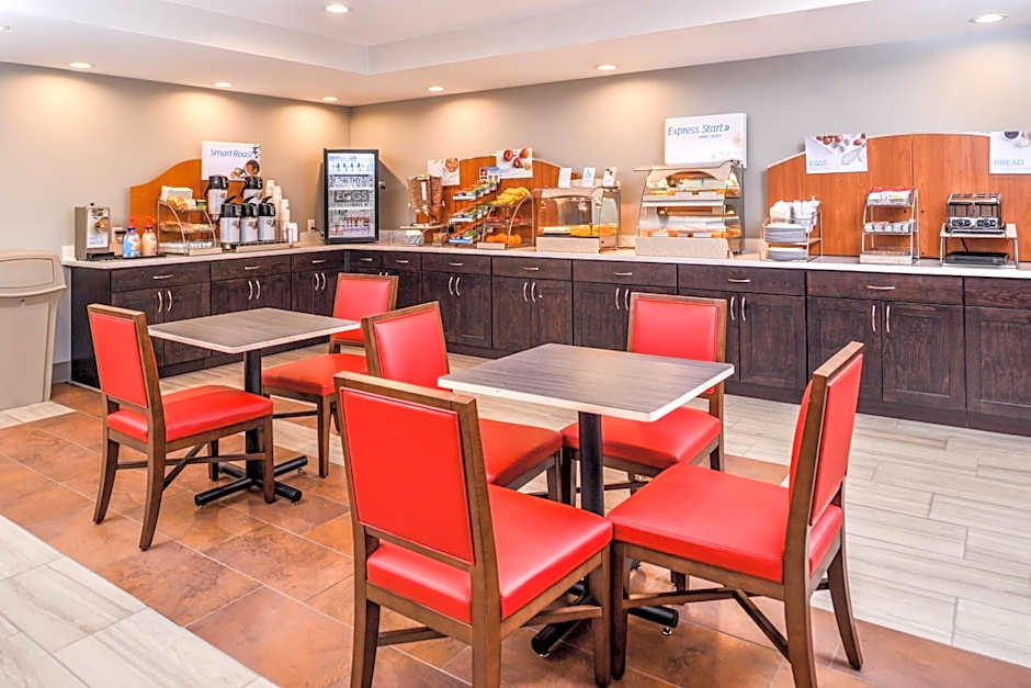 Holiday Inn Express & Suites Lacey  Olympia By IHG