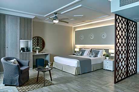 Junior Suite Sharing Pool