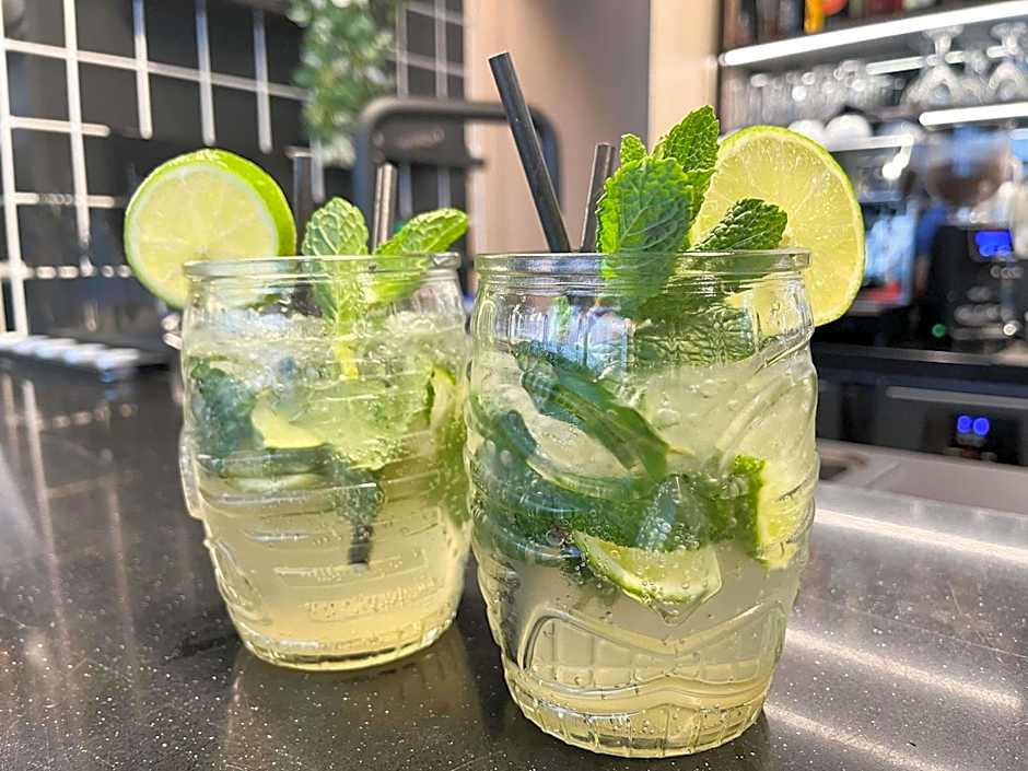 ibis Martigues Centre