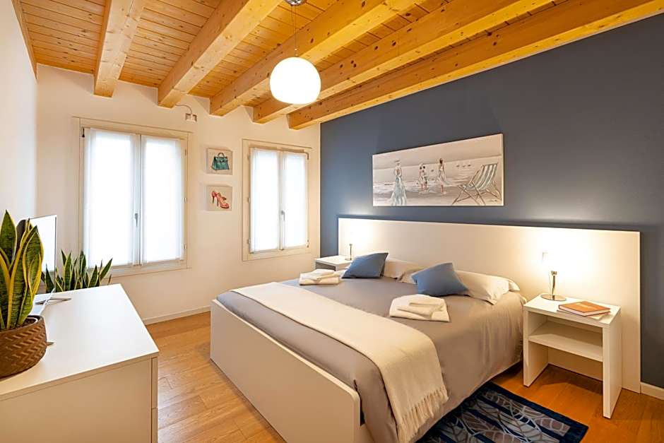 Ca' Degli Antichi Giardini Apartments