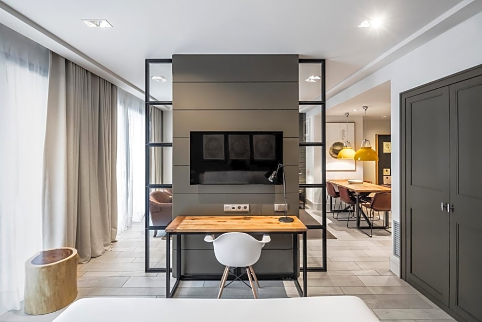Midtown Apartments