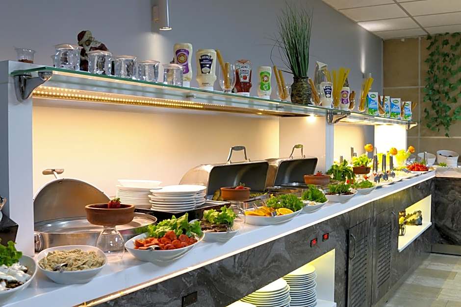 Grand Zara Hotel
