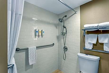 King Suite - Disability Access/Non Smoking