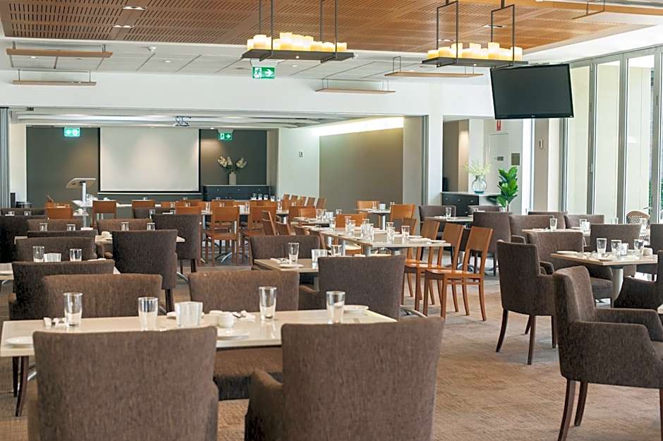 Ramada Hotel & Suites Sydney Cabramatta