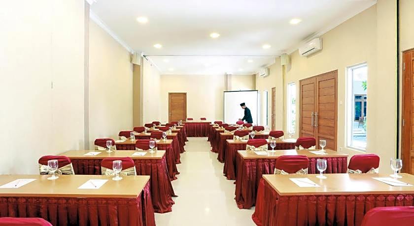 Hotel Syariah Arini Solo