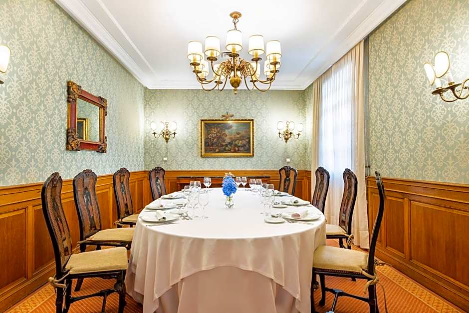 Eurostars Hotel De La Reconquista