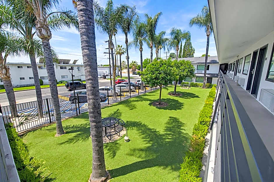 Hyland Inn Van Nuys