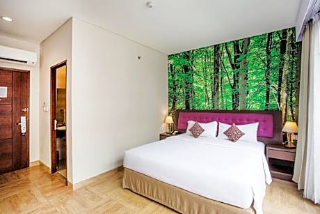 Deluxe Double or Twin Room with Balcony