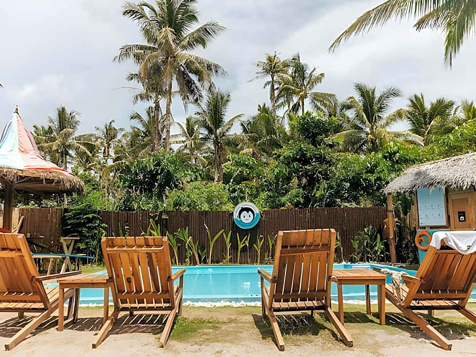 Mad Monkey Hostel Siargao