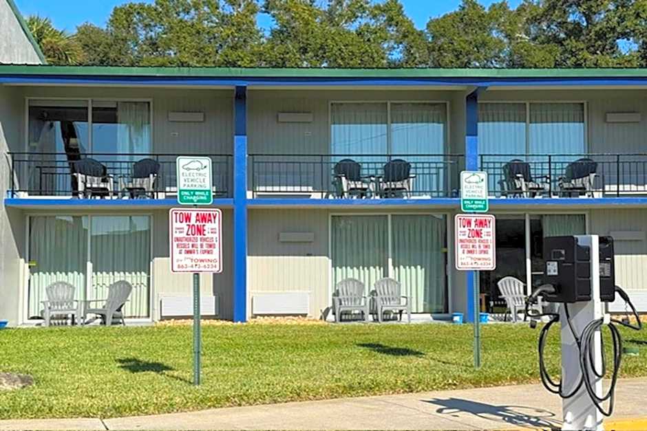 Travelodge by Wyndham Lakeland