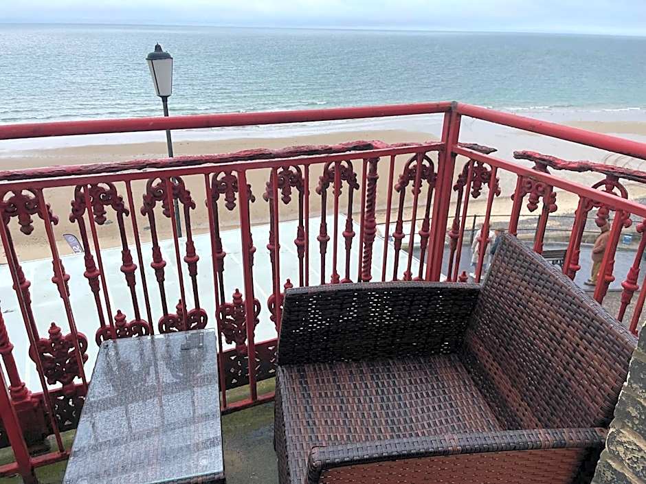 The Red Lion Hotel