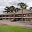 Value Inn - Livonia