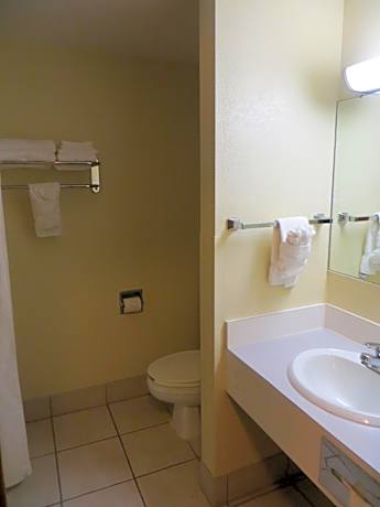 Two-Room King Suite - Courtside - Non-Smoking